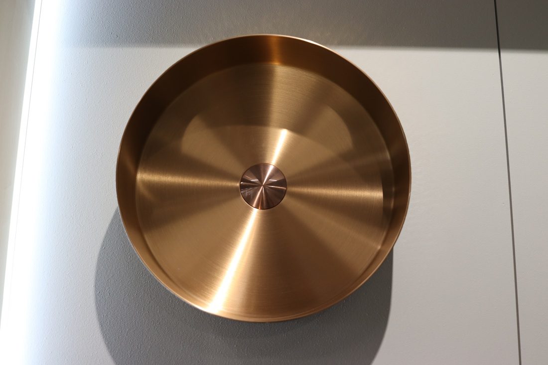 AURUM umywalka nablatowa okrągła 38 cm z korkiem stal nierdzewna kuty metal miedź mat AURUM umywalka nablatowa okrągła 38 cm z korkiem stal nierdzewna kuty metal miedź mat