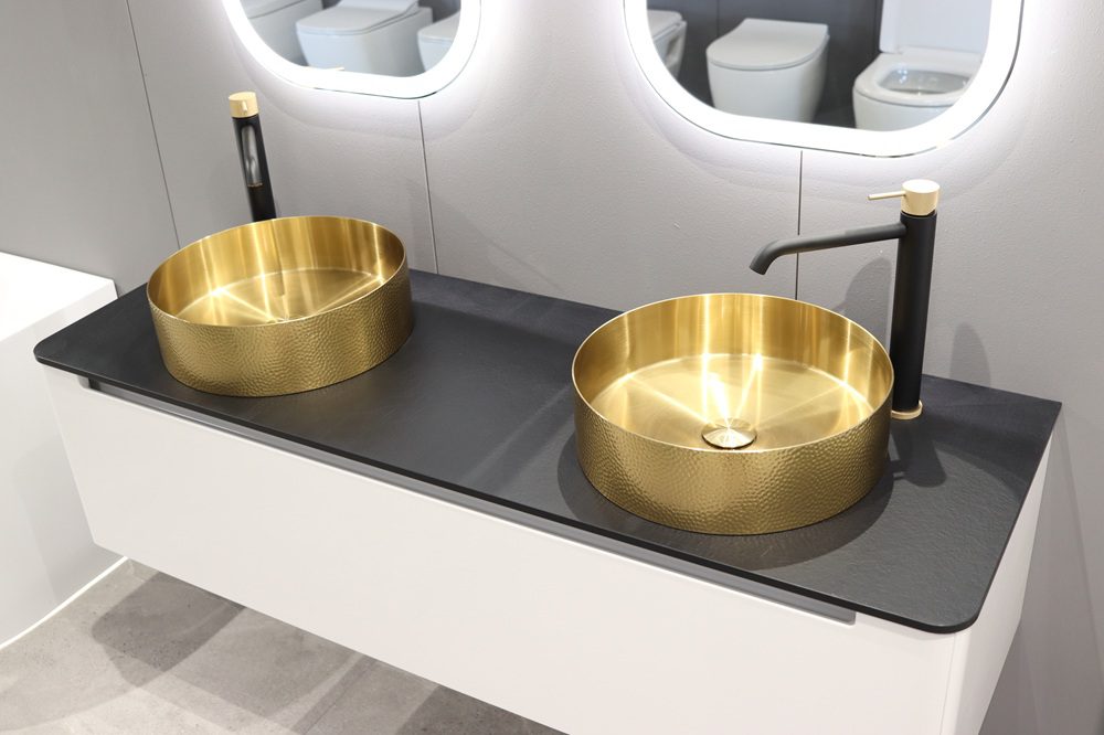 AURUM umywalka nablatowa okrągła 38 cm z korkiem stal nierdzewna kuty metal złoty mat AURUM umywalka nablatowa okrągła 38 cm z korkiem stal nierdzewna kuty metal złoty mat