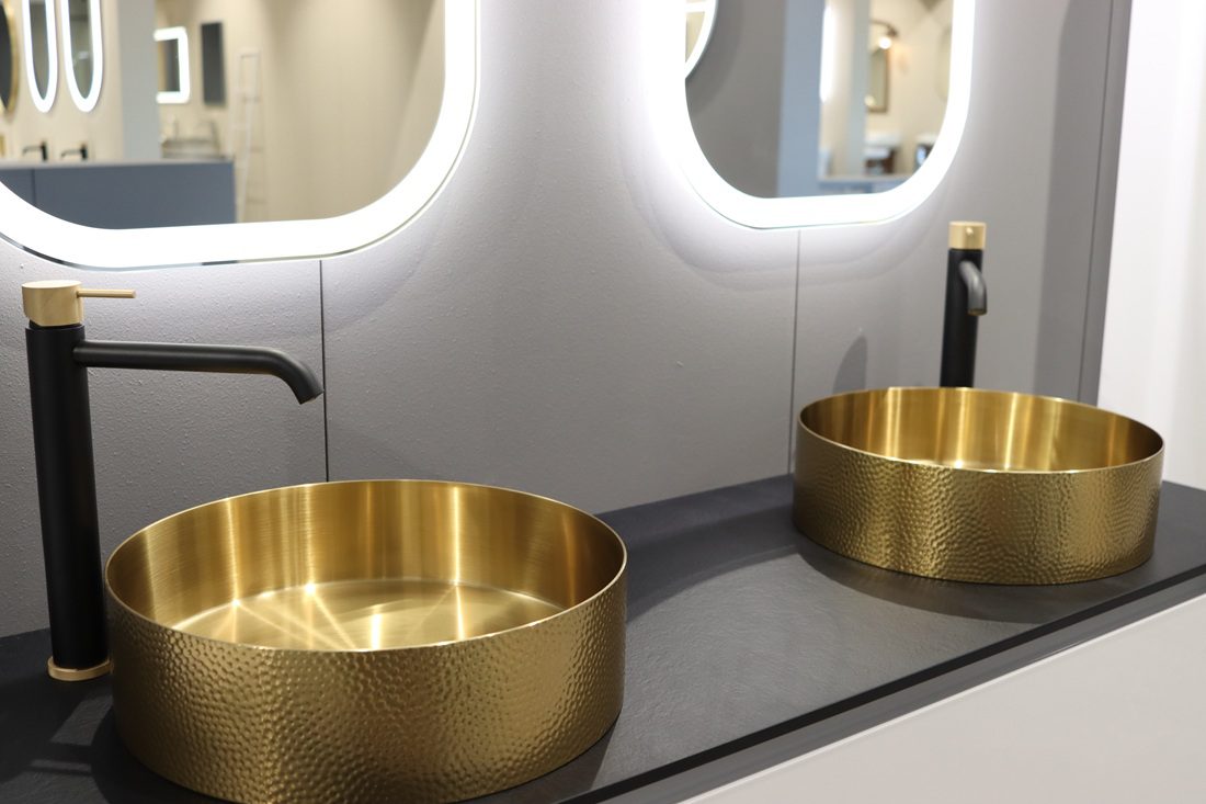 AURUM umywalka nablatowa okrągła 38 cm z korkiem stal nierdzewna kuty metal złoty mat AURUM umywalka nablatowa okrągła 38 cm z korkiem stal nierdzewna kuty metal złoty mat